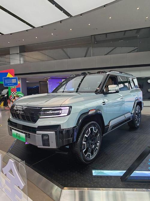 深圳大鹏新区华航西企业管理咨询比亚迪方程豹硬派越野的爆款，英菲尼迪35周年与你共成长